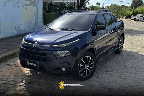 FIAT TORO 2.0 16V TURBO DIESEL ULTRA 4WD AT9